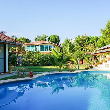 Tina'S Living Paradise - Guesthouses With Private Pool Ban Phe Luaran gambar